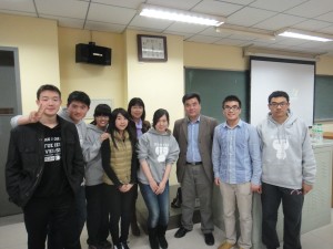 必赢bwin线路检测中心举行“转型下的欧洲”专题讲座2